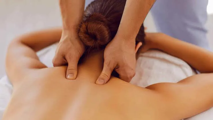Shoulder, Neck and Back / Office Syndrome Massage